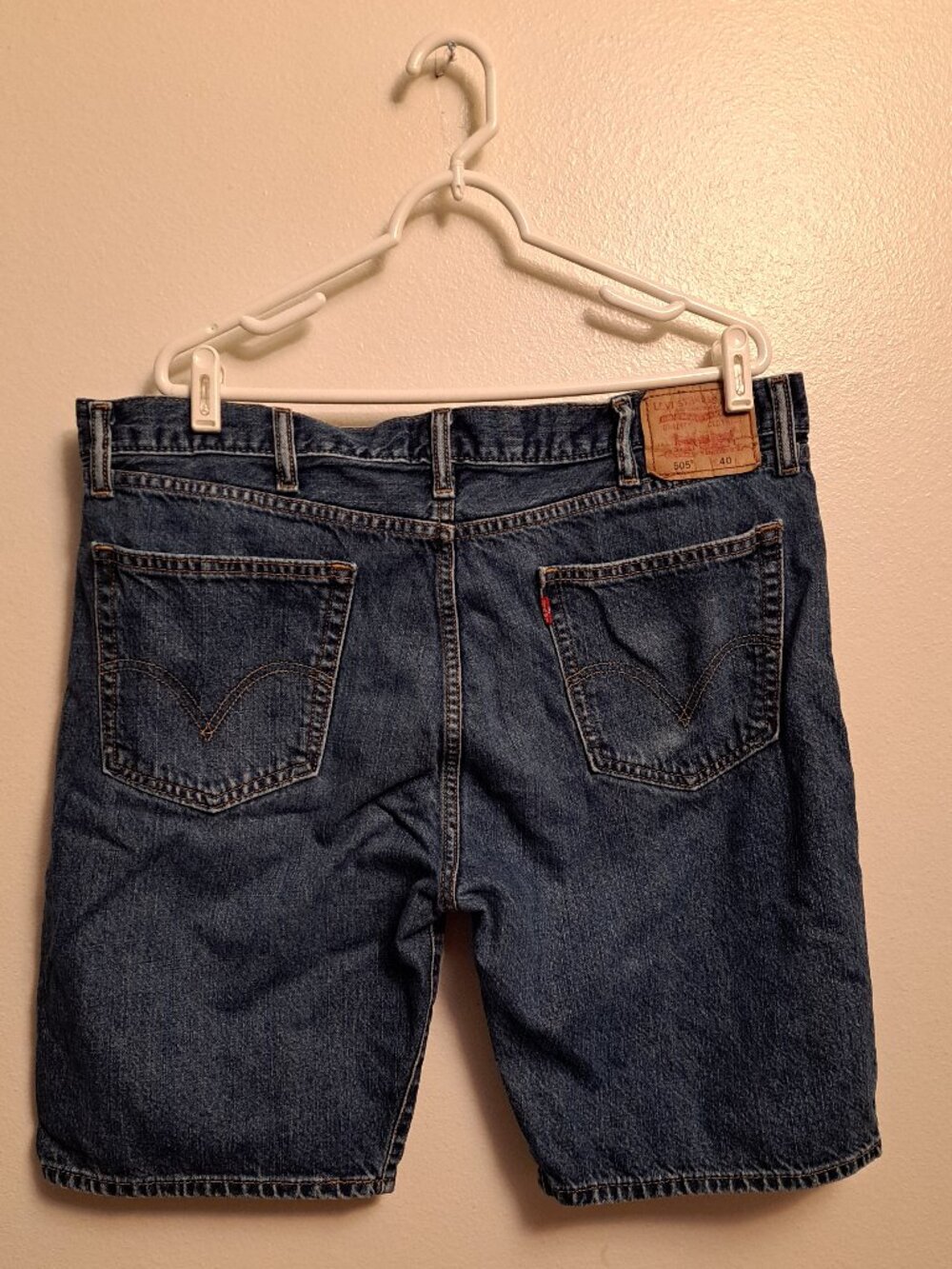 Levi's Men's 505 Straight Fit Denim Jean Shorts - Picture 1 of 7